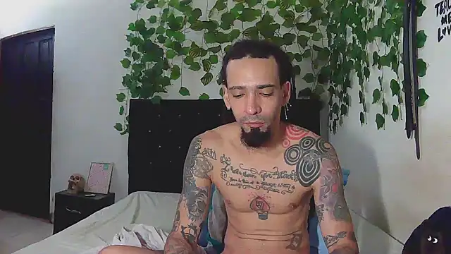 caribbeanlover1 online show from 12/03/25, 11:53