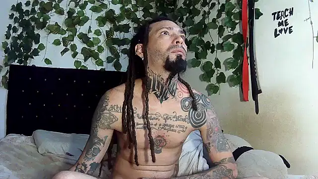 Snapshot of caribbeanlover1 chatting on 07/09/26, 01:21 caribbeanlover1 online show from 07/09/26, 01:21
