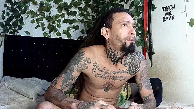Snapshot of caribbeanlover1 chatting on 07/08/26, 12:06 caribbeanlover1 online show from 07/08/26, 12:06