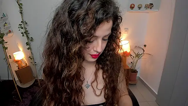 Cassandra Caiin online show from 07/19/26, 05:21
