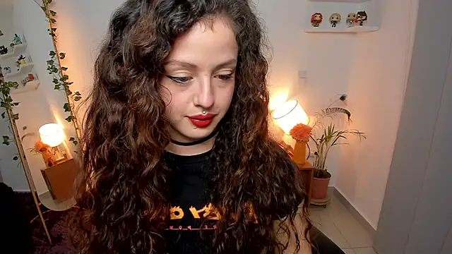 Cassandra Caiin online show from 07/05/26, 04:52