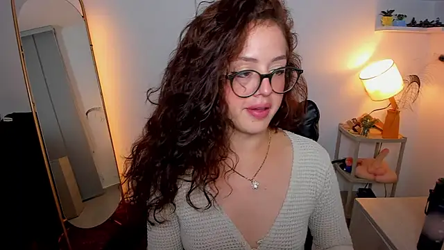 Cassandra Caiin online show from 10/24/25, 05:17