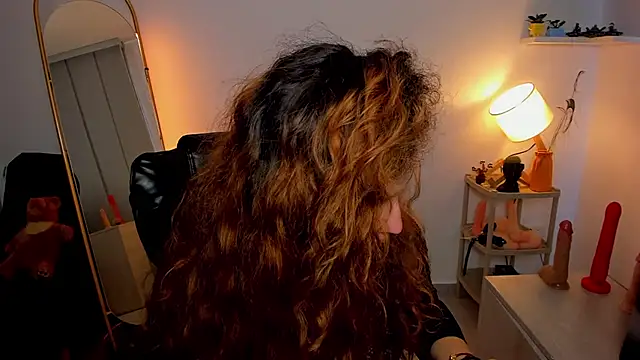 Cassandra Caiin online show from 09/14/25, 01:44