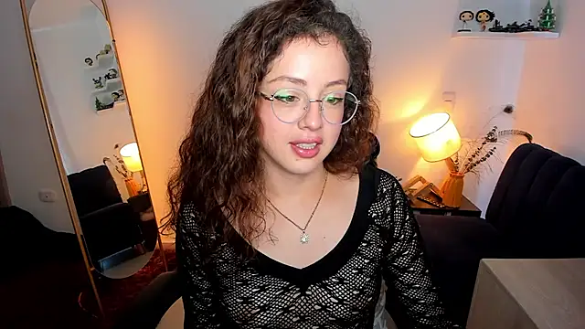 Cassandra Caiin online show from 03/07/26, 02:55