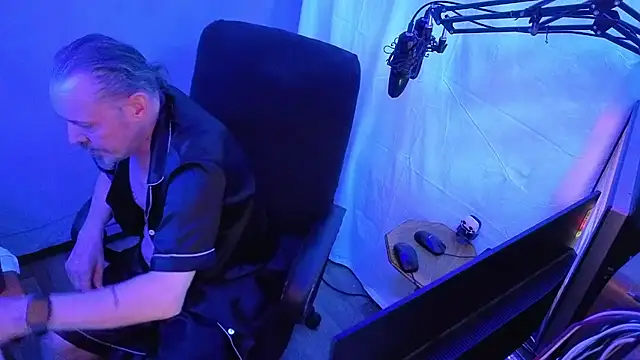 Richy  Rich  online show from 04/10/26, 12:50