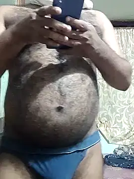 Snapshot of MalluBoyForGirls chatting on 11/22/25, 02:27 MalluBoyForGirls online show from 11/22/25, 02:27