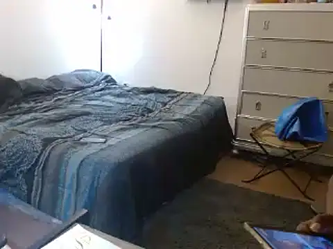 realninafame online show from 11/10/25, 03:44