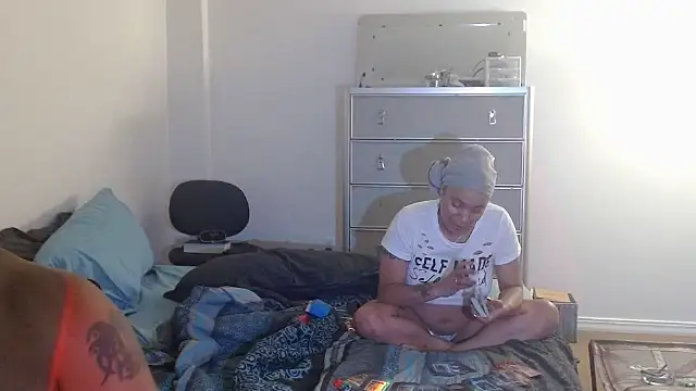 realninafame online show from 03/07/25, 03:29