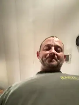 Snapshot of smokeymt420 chatting on 12/05/25, 12:26 smokeymt420 online show from 12/05/25, 12:26