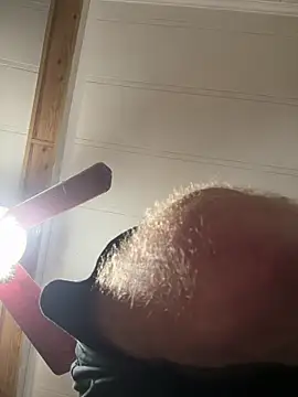 Snapshot of smokeymt420 chatting on 11/20/25, 05:52 smokeymt420 online show from 11/20/25, 05:52