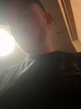 Snapshot of smokeymt420 chatting on 11/16/25, 03:00 smokeymt420 online show from 11/16/25, 03:00