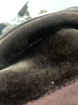 Snapshot of bigshow112 chatting on 01/30/25, 03:29 bigshow112 online show from 01/30/25, 03:29