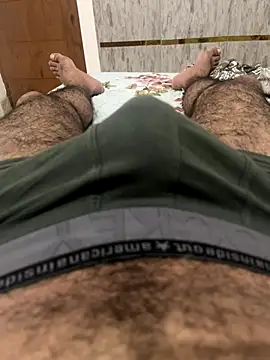 Snapshot of bigshow112 chatting on 09/13/25, 10:21 bigshow112 online show from 09/13/25, 10:21