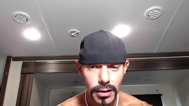 ThickD2C online show from 11/08/25, 05:38