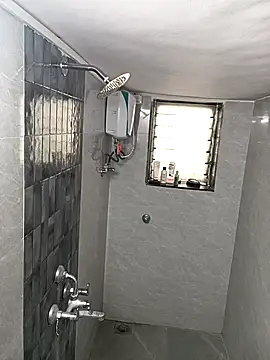 Snapshot of SimplyKarthik09 chatting on 02/02/26, 05:06 SimplyKarthik09 online show from 02/02/26, 05:06