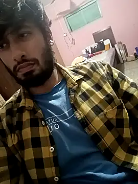 Snapshot of SimplyKarthik09 chatting on 12/29/24, 08:26 SimplyKarthik09 online show from 12/29/24, 08:26