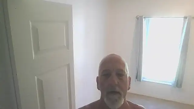 Yankeedave420 online show from 10/18/25, 03:14