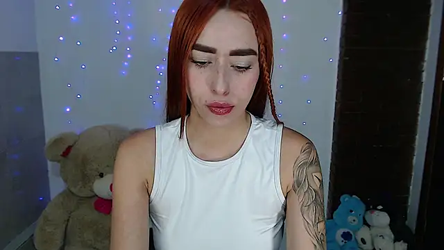 Snapshot of Im_sarah chatting on 09/30/25, 08:37 Im sarah online show from 09/30/25, 08:37