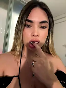 AnaCarrera online show from 11/30/25, 05:14