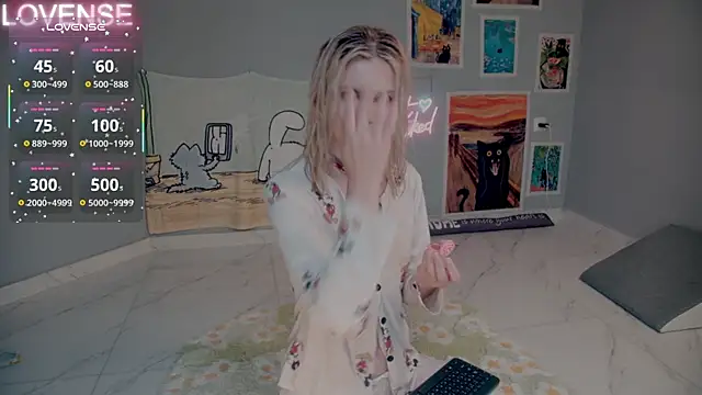 Careful i bite online show from 09/21/25, 06:18