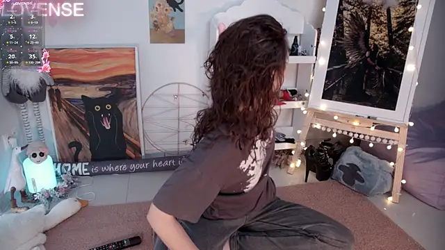 Careful i bite online show from 02/01/25, 07:47