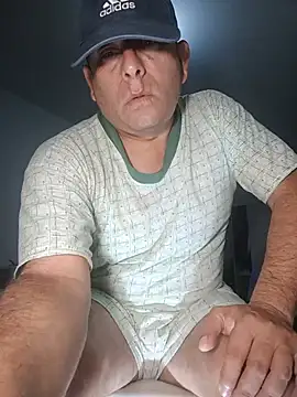 chicoguapo8 online show from 07/10/26, 09:31