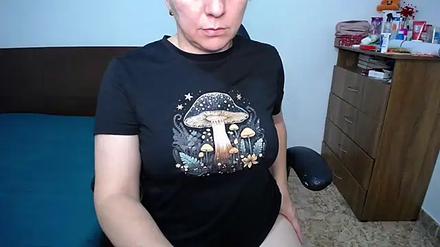 Snapshot of alexa_milsf chatting on 06/05/26, 01:32 alexa milsf online show from 06/05/26, 01:32