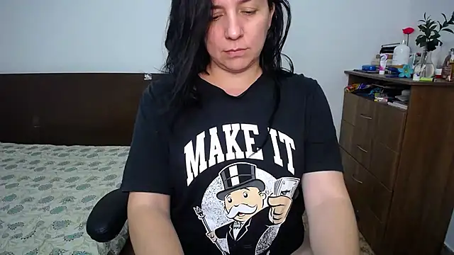 Snapshot of alexa_milsf chatting on 10/04/25, 02:02 alexa milsf online show from 10/04/25, 02:02
