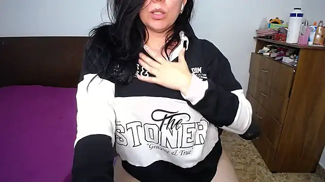 alexa milsf online show from 04/18/26, 02:14