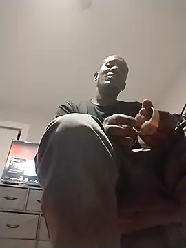 Makeyoucumallover online show from 11/25/25, 10:15