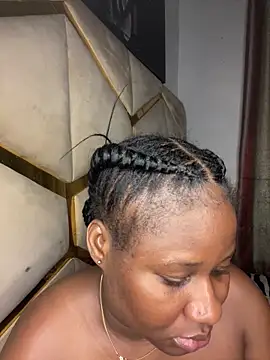 catty3232 online show from 10/14/25, 11:58