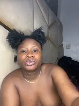 catty3232 online show from 10/20/25, 03:52