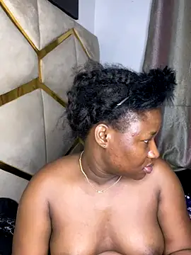 catty3232 online show from 10/22/25, 08:52