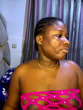 catty3232 online show from 09/10/25, 11:26