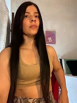 Estefani 32 online show from 07/15/26, 02:13