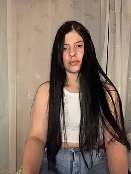 Estefani 32 online show from 06/28/26, 04:24