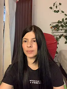 Estefani 32 online show from 06/23/26, 05:22