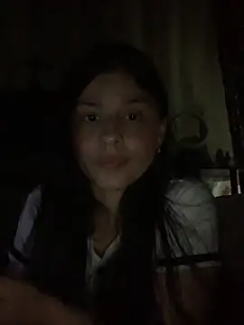 Estefani 32 online show from 05/26/26, 02:09