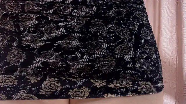 Estefani 32 online show from 10/13/25, 03:02