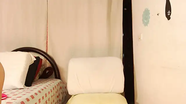 Estefani 32 online show from 09/18/25, 03:26