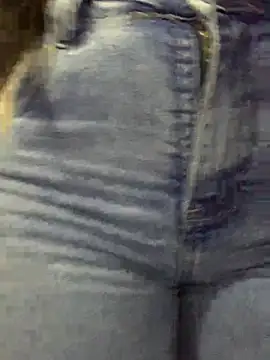Estefani 32 online show from 05/31/26, 04:02