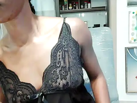 choco petite online show from 12/18/25, 10:52