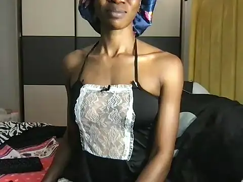 choco petite online show from 02/28/25, 10:06