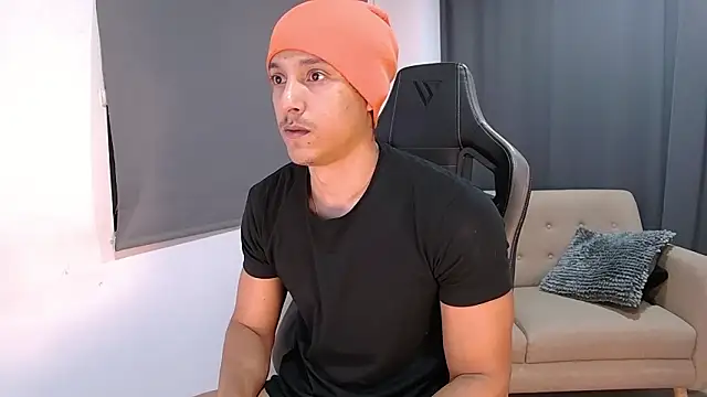 Liam V online show from 02/15/26, 11:36