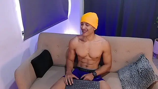 Liam V online show from 03/17/26, 01:36