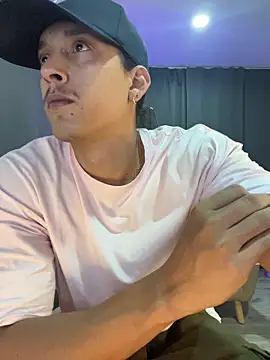 Liam V online show from 03/11/26, 03:33