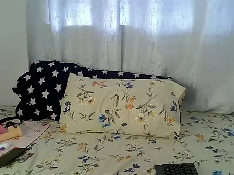 Snapshot of purplescarlet chatting on 01/08/26, 05:46 purplescarlet online show from 01/08/26, 05:46