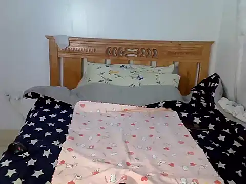 Snapshot of purplescarlet chatting on 01/05/26, 10:24 purplescarlet online show from 01/05/26, 10:24