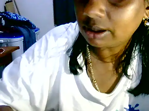 Snapshot of Ansh1307 chatting on 04/14/26, 11:10 Ansh1307 online show from 04/14/26, 11:10