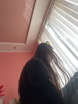 Flossy Vettie online show from 03/18/26, 12:51